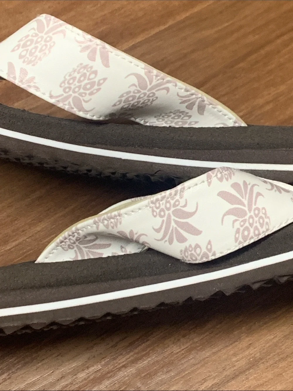 Savvy Dana Flip Flops NWOT - Picture 7 of 7